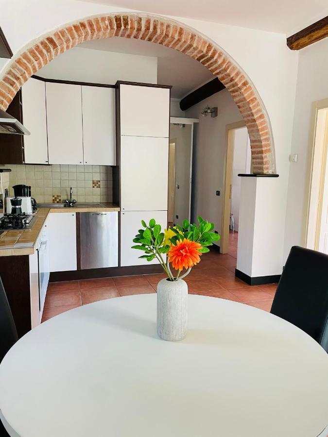 La Casa Di Giulia Apartment With Air Conditioning, Wifi And Private Parking Rapallo Exterior foto